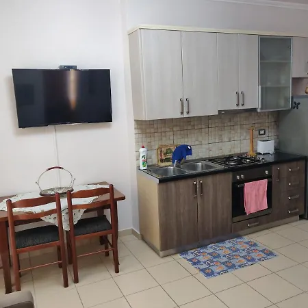 Daire 2 Bedrooms Qerret