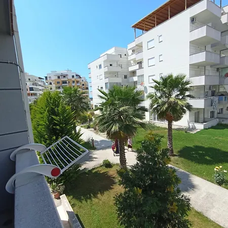 2 Bedrooms Qerret *